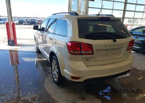 2015 Dodge Journey Sxt z USA, uszkodzony, nr VIN 3C4PDCBG8FT543350